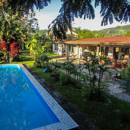 Casa Aquiares Lodge Posada Rural Турриальба Экстерьер фото