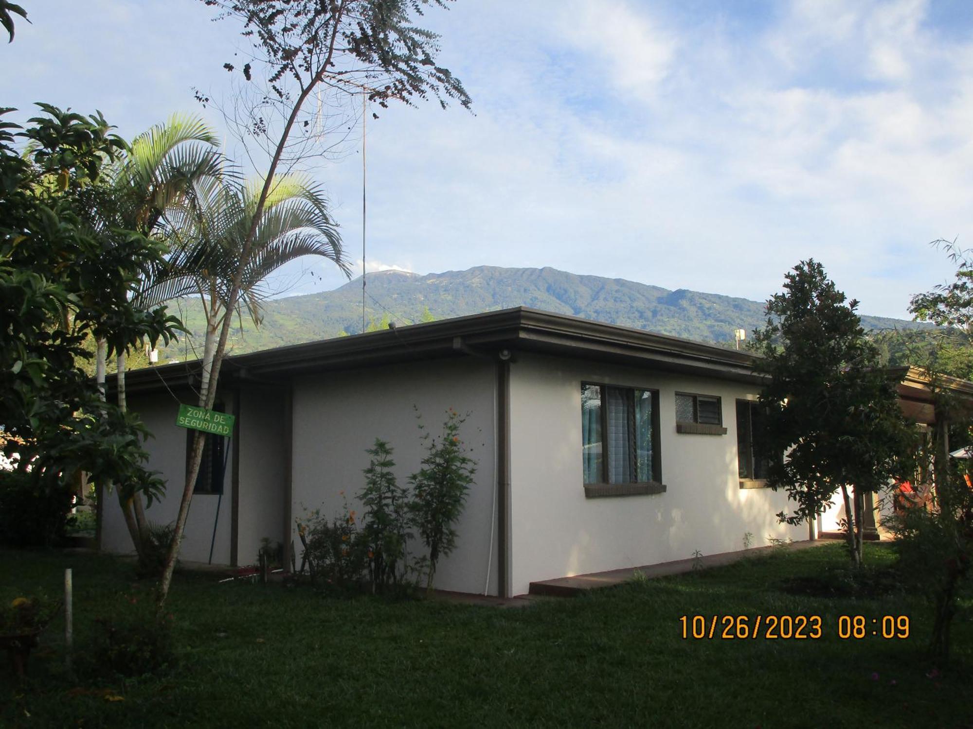 Casa Aquiares Lodge Posada Rural Турриальба Экстерьер фото