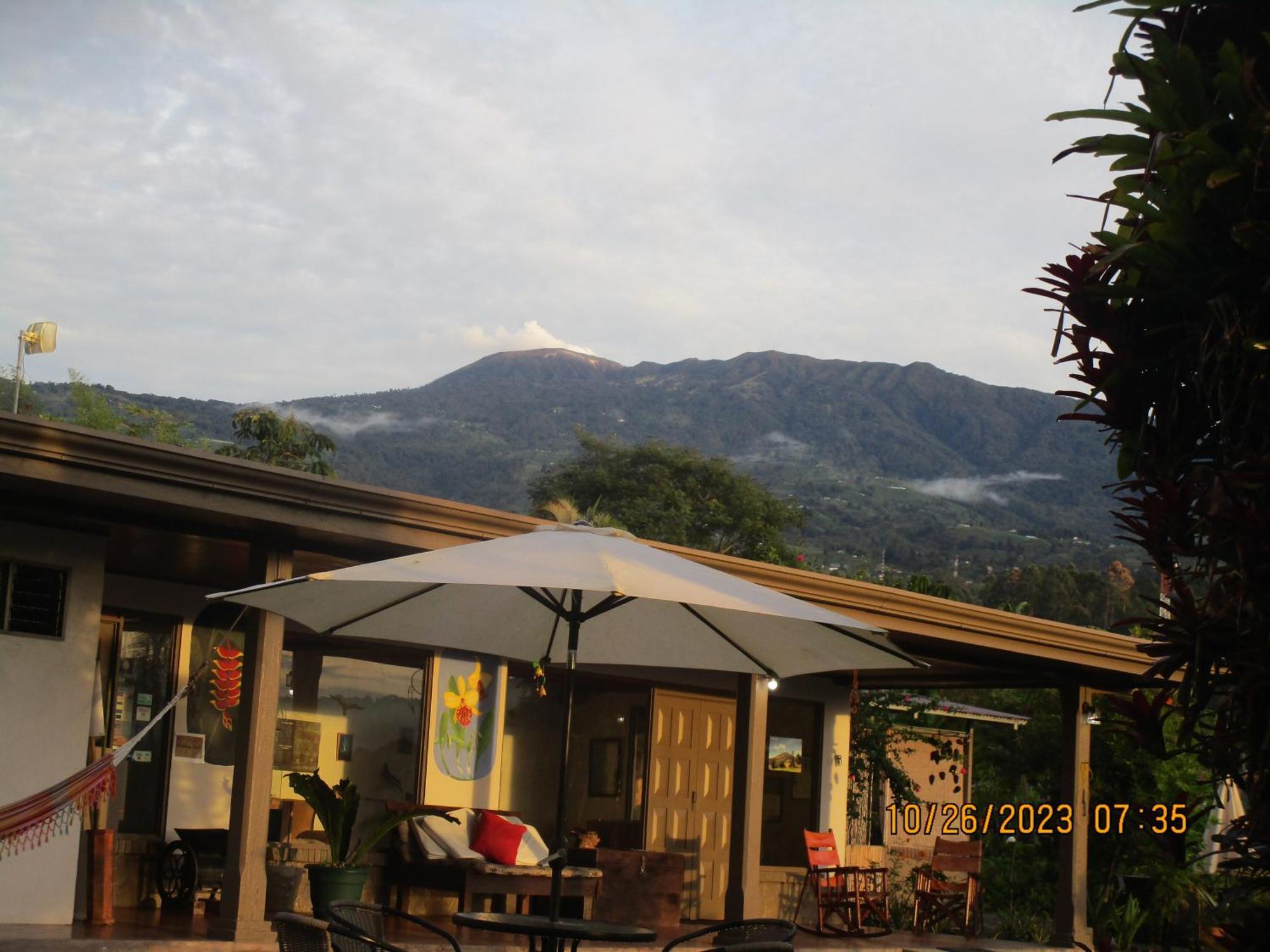 Casa Aquiares Lodge Posada Rural Турриальба Экстерьер фото